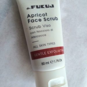 Dr Fukuj zachte Abrikoos gezicht scrub – alle huid types – verheldert – reinigt poriën – 50ml