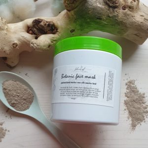 Botanische gezicht klei masker – voor alle huid types – gladstrijkend – verjongend – met klei en kruiden 200gr