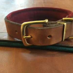 PRIDE Bruin lederen gevoerde halsband 30 mm