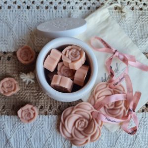 Handgemaakte set van soja was 10 melts en 2 geur hanger – oriëntaalse geur – gratis potje met deksel