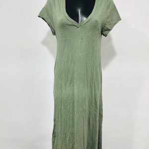 Puur katoen maxi jurk met v-hals – a-lijn – in kleur MILITAIR GROEN – luchtig en moderne zomer jurk maat 36/38