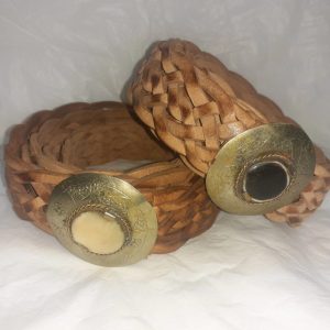 100% leren gevlochten riem met platte ronde stalen met LICHTER steen in het midden 125cm